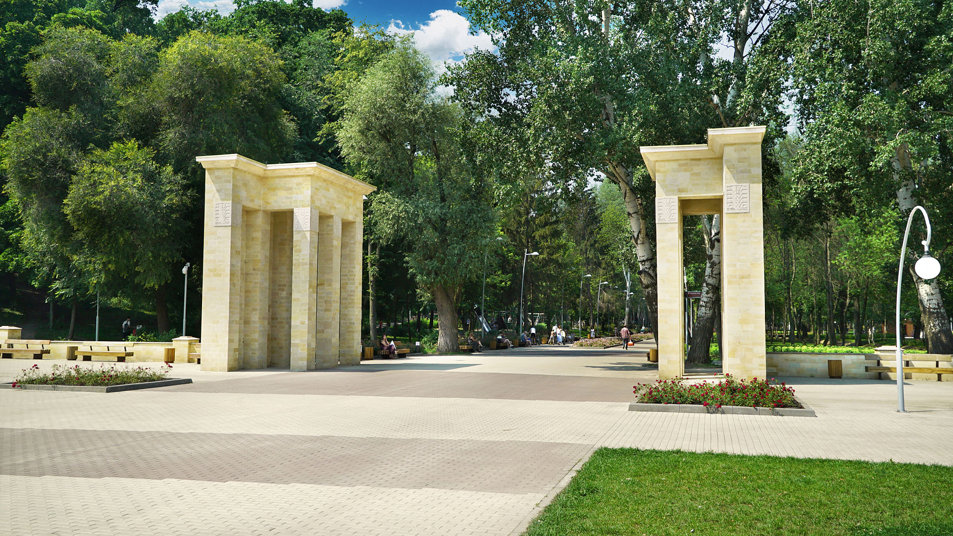 Воронежский центральный парк рад пригласить своих посетителей на день рождения города